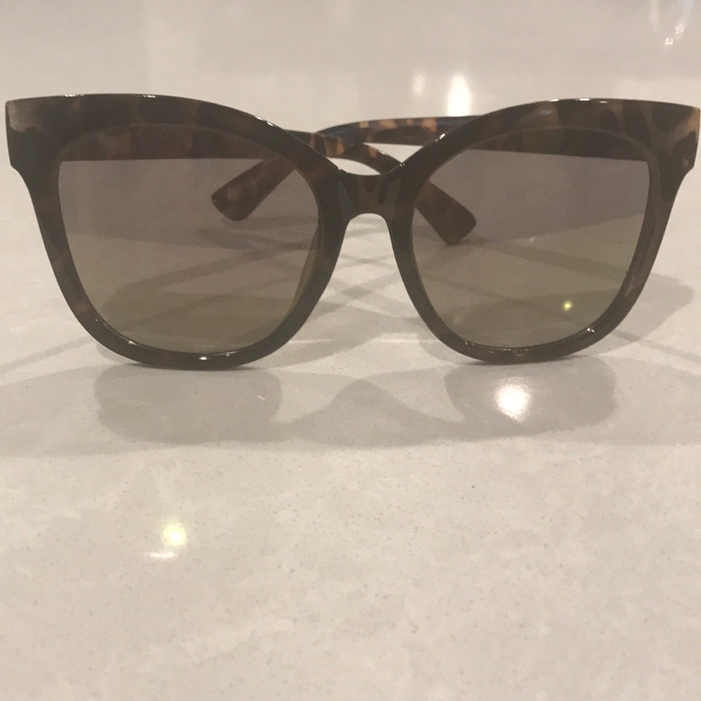 NWOT Tort Cat Eye Large Sunglasses